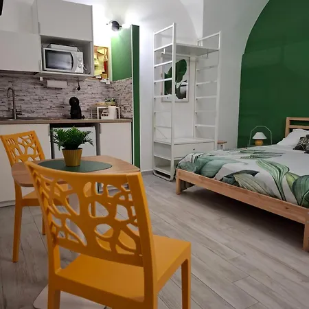 Borghetto Capuana House Pensión 3*